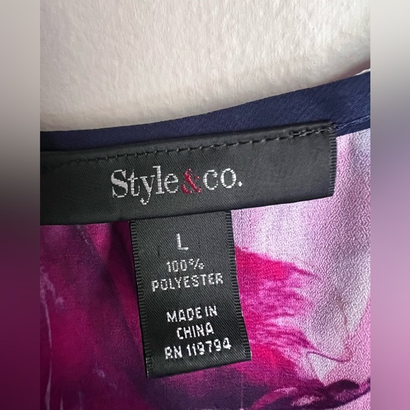 Style & Co. Floral Blouse - Pink and Blue Size Large - Picture 6 of 7